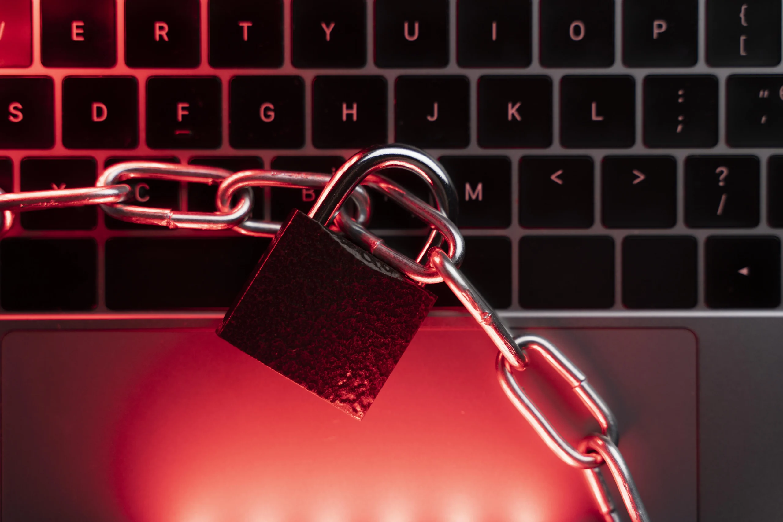close-up-laptop-with-lock-chain.jpg